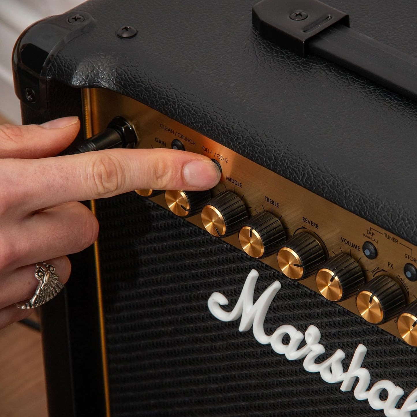 Marshall MG15GFX 15-Watt Guitar Combo Amplifier